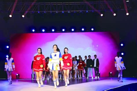 超模的魔法学院丨第26届新丝路中国模特大赛全球报名通道开通