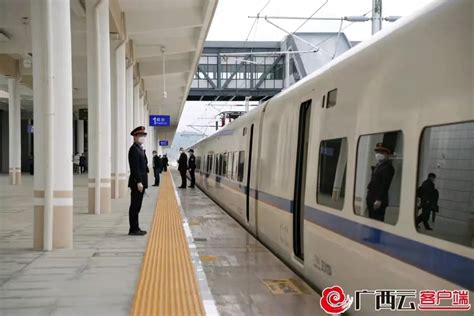 这条高铁，今日通车！以后南宁市区到吴圩机场最快15分钟|吴圩机场|高铁南|南宁_新浪新闻