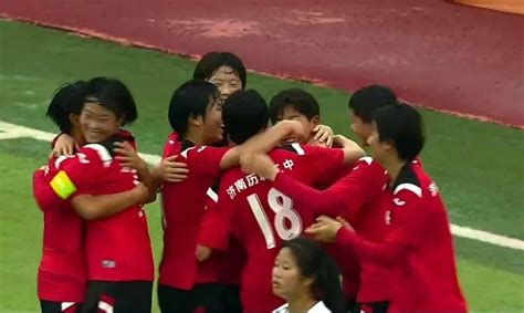 全国冠军！济南一高中女足在第一届中国青少年足球联赛中夺冠凤凰网山东_凤凰网