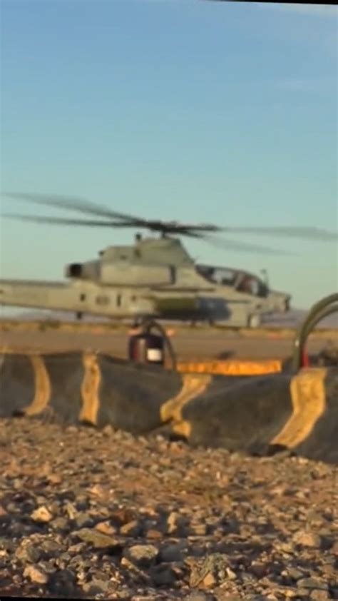 AH-1Z武装直升机演习_凤凰网视频_凤凰网