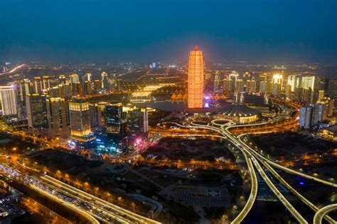河南郑州郑东新区夜景高清图片下载-正版图片501558240-摄图网