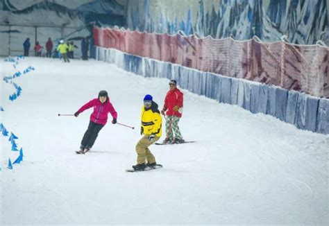 文成天鹅堡室内滑雪场景区门票预订 - 喜玩国际