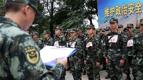让“兵参谋”进入战位：200余名士官参谋学员亮剑沙场 - 中国军网