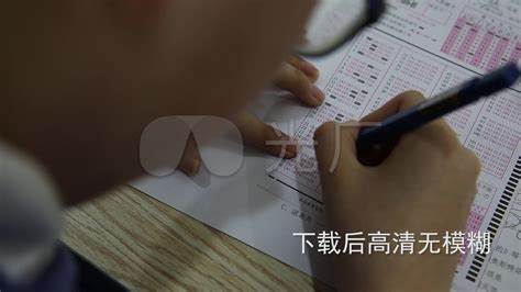 中小学生考试答题笔试_视频素材包下载(编号:3488732)_实拍视频_光厂(VJ师网) www.vjshi.com