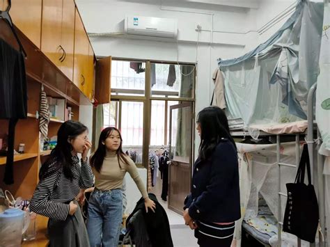 植保学院领导与辅导员深入走访研究生宿舍-南京农业大学研究生工作部
