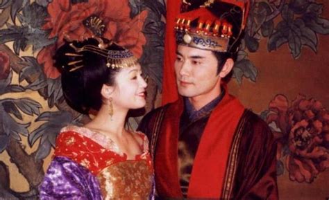 我们曾追过的的8部经典唐朝剧，最爱《至尊红颜》，童年回忆!