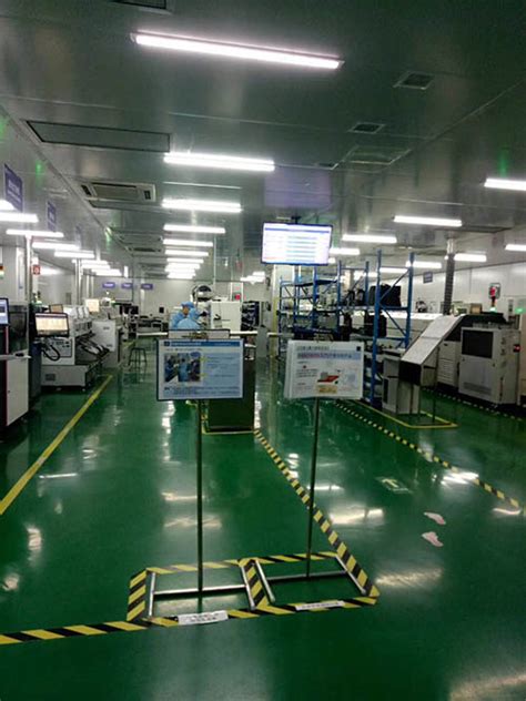 中国自主研发 全球首条智能化磁浮轨排生产线量产_手机新浪网