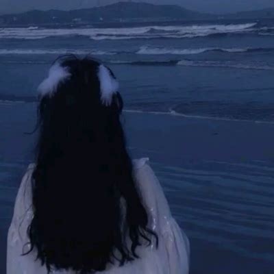 非主流蓝色头像女生头像