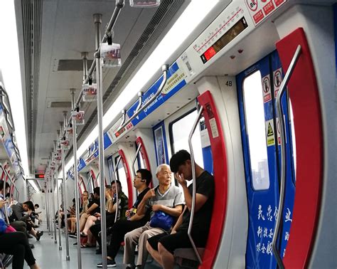 2021年中国城市轨道交通行业细分市场发展现状分析 地铁运营里程突破6000公里_研究报告 - 前瞻产业研究院