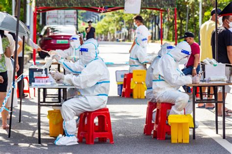 海南启动全省全员核酸检测 三亚3.2万人滞留酒店