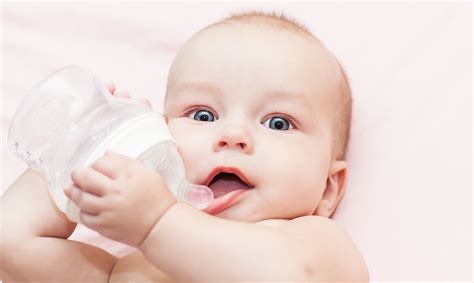 婴儿可以喝水吗（小婴儿就不需要喝水）-幼儿百科-魔术铺