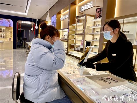 还有“包用期”！宁波消费者买眼镜心更定了凤凰网宁波_凤凰网