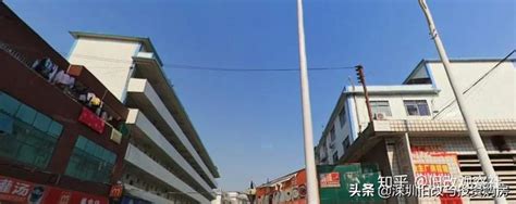深圳固戍地铁站：早高峰期排队长达1公里,光进站就需要40分钟