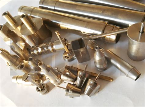 精密铝合金钛合金CNC零件机加工五金产品铣床加工阳极氧化处理-阿里巴巴