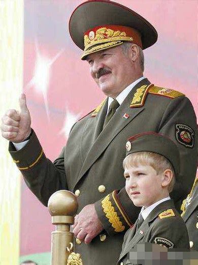 白俄总统“萌儿子”又露面啦，这次在联合国(图)_凤凰资讯