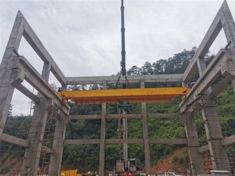 中国水利水电第十工程局有限公司 机电安装分局动态 机电安装分局老挝怀拉涅水电站项目主厂房桥机安装完成