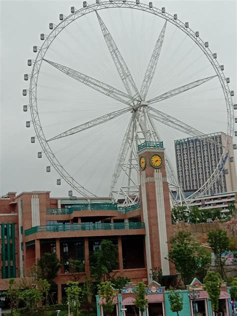 “渝西之眼”摩天轮正式亮灯 107米高度可鸟瞰全永川城-新重庆客户端