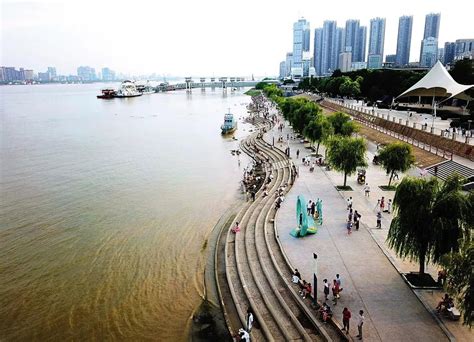 2023汉口江滩游玩攻略,武汉汉口江滩是武汉最大的休...【去哪儿攻略】