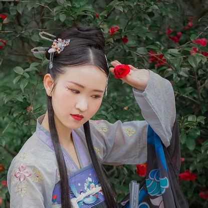 古风头像图片女生花朵