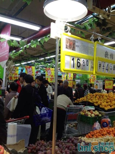 9:00台州三和超市中国购物节活动现场_联商网