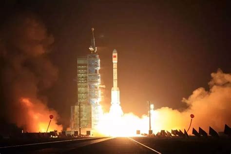 解密“两弹一星”：两弹结合试验，打响中国首枚核导弹_腾讯视频