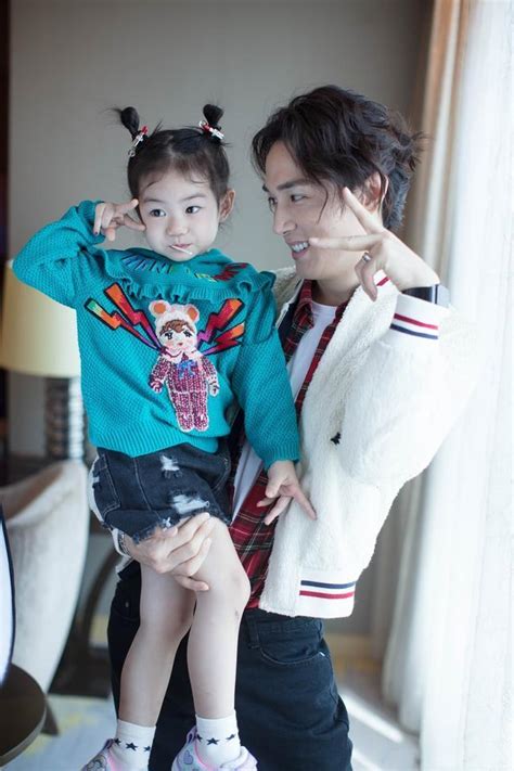 李承铉和女儿参加的综艺节目叫什么 - 知百科
