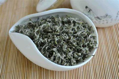 中国绿茶排名前十名，排第一位的是西湖龙井_巴拉排行榜