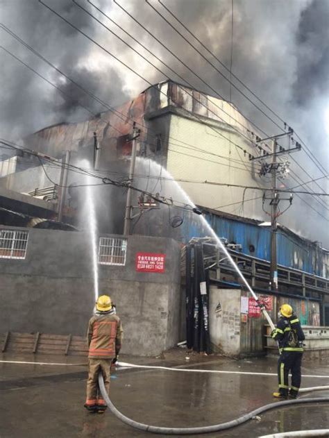 浓烟滚滚！温州一工业园区突发火灾 已接连两周起火-浙江新闻-浙江在线