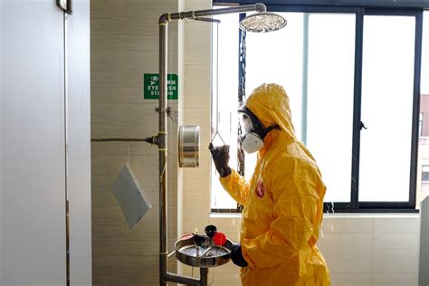 上海大学实验室危险化学品泄漏应急演练顺利举行-上海大学实验室与设备管理处