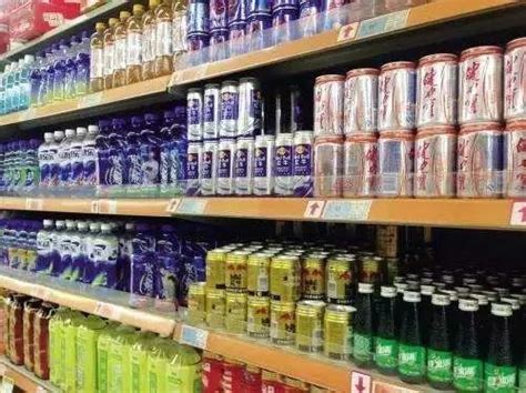 2022年中国饮料市场发展趋势：健康产品引领潮流，新型饮料产品气泡水热度渐涨_消费者_外包装_程度
