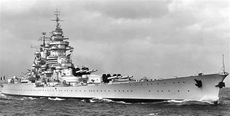 在炮舰决战中，一款低吨位、低装甲防护、火力很强且火控优秀、机动性极佳的亚型战列舰有无存在意义？ - 知乎