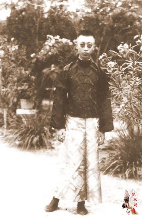 中国清朝末年皇帝，名爱新觉罗·溥仪历史收藏照片|ZZXXO