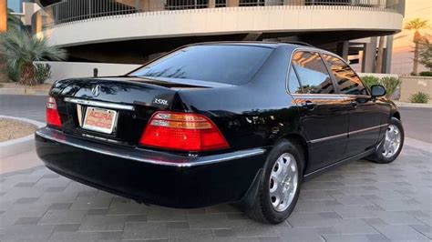 Acura Collector Shows Mint RL With 212,000 Miles