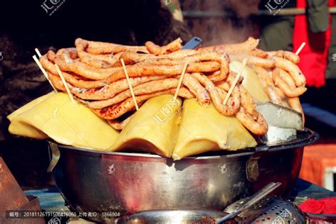 在新疆有一种美食叫“米肠子与面肺子”，你喜欢吃吗