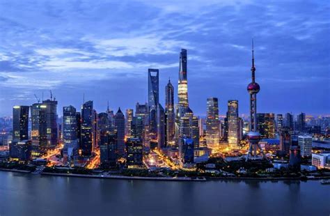 中国大城市排名前十（中国最繁华的十大城市排名）_玉环网