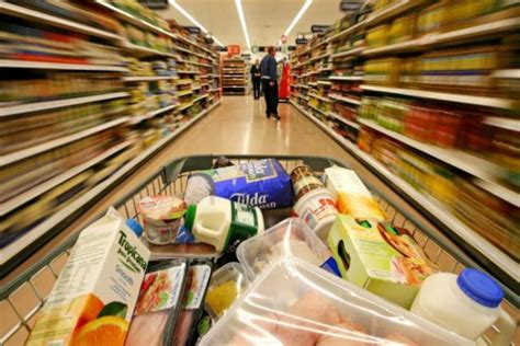 2016年中国超市行业利润水平变动趋势及变动原因分析【图】_智研咨询