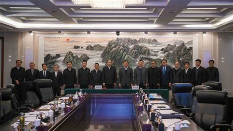 东风与襄阳市签署战略合作协议 第一商用车网 cvworld.cn