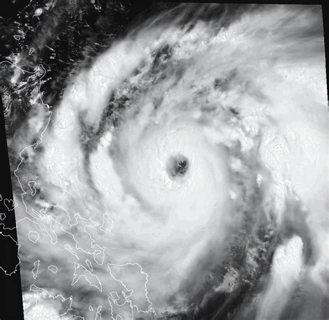 气象爱好者与专家面对面交流台风“威马逊”-中国气象局政府门户网站