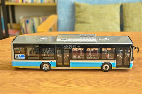 3d双层公交车模型,双层公交车3d模型下载_学哟网