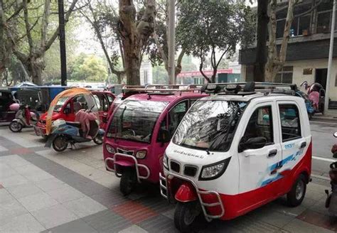 北京警方持续开展电动三四轮车综合治理_手机新浪网