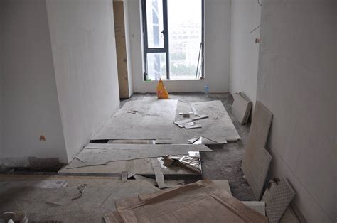 长沙隆平新区隔壁施工导致金茂建发观悦小区房屋开裂