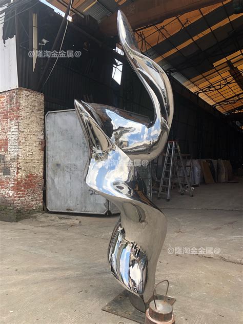 玻璃钢雕塑_无锡格物景观雕塑工程有限公司