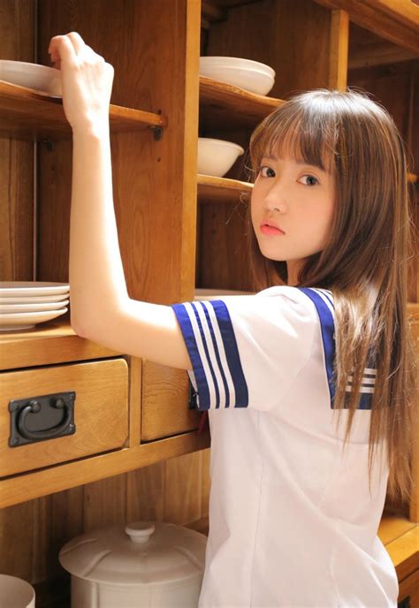 女初中生图片