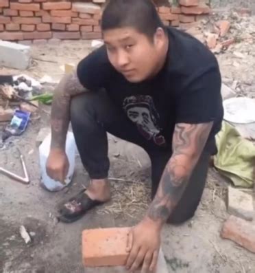 虎哥表情包图片