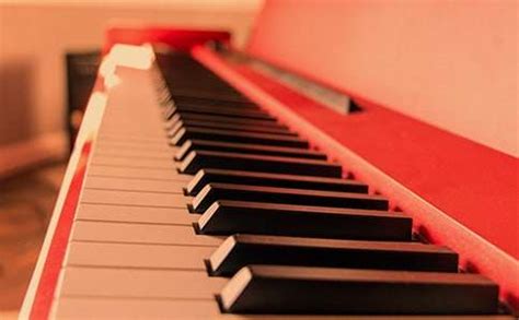 史上十首最好听的钢琴曲 公认最好听的50首钢琴曲-七乐剧