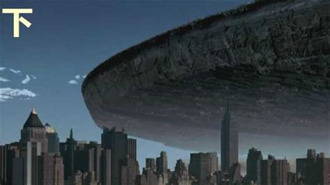 一部讲述世界末日的电影《2012世界末日》一张船票十亿欧元
