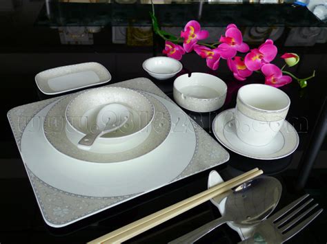 日韩创意清新海洋生物不规则餐具儿童早餐盘碗味碟小盘子海洋系列-阿里巴巴