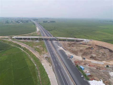 封闭两年的长吉高速公路改扩建工程即将完工，计划9月末通车-中国吉林网
