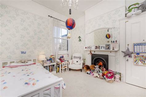 House for sale in Crescent Lane, London, SW4 (Ref 178153) | Dexters