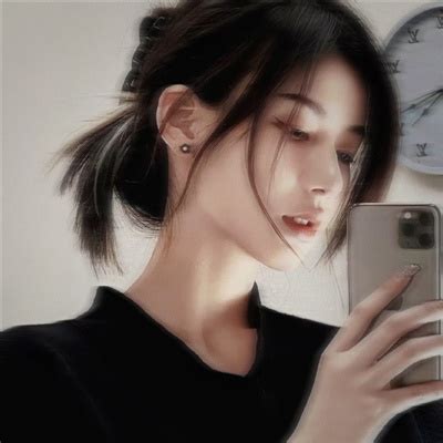 疏离温柔的女生头像